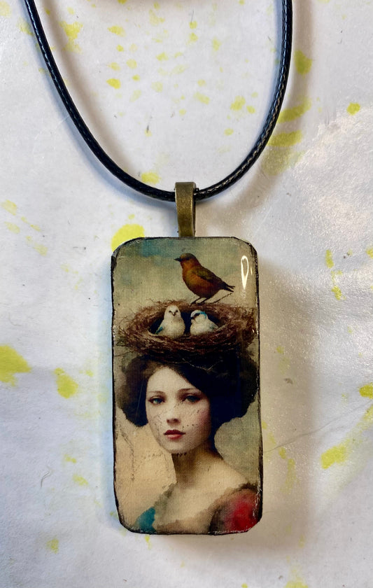 Domino Pendants Women with Bird Nests in Their Hair